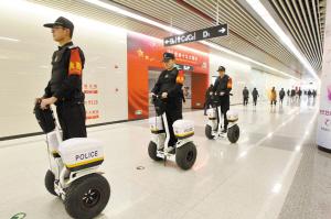 石家莊地鐵民警新利器為您保駕護(hù)航 行業(yè)新聞 石家莊地鐵民警新利器為您保駕護(hù)航 行業(yè)新聞