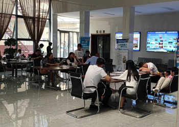 石家莊鐵路技校2019報(bào)名時(shí) 學(xué)子風(fēng)采 第2張