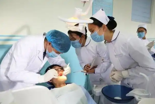 口腔義齒制造專(zhuān)業(yè)介紹 專(zhuān)業(yè)介紹 口腔義齒制造專(zhuān)業(yè)介紹 專(zhuān)業(yè)介紹